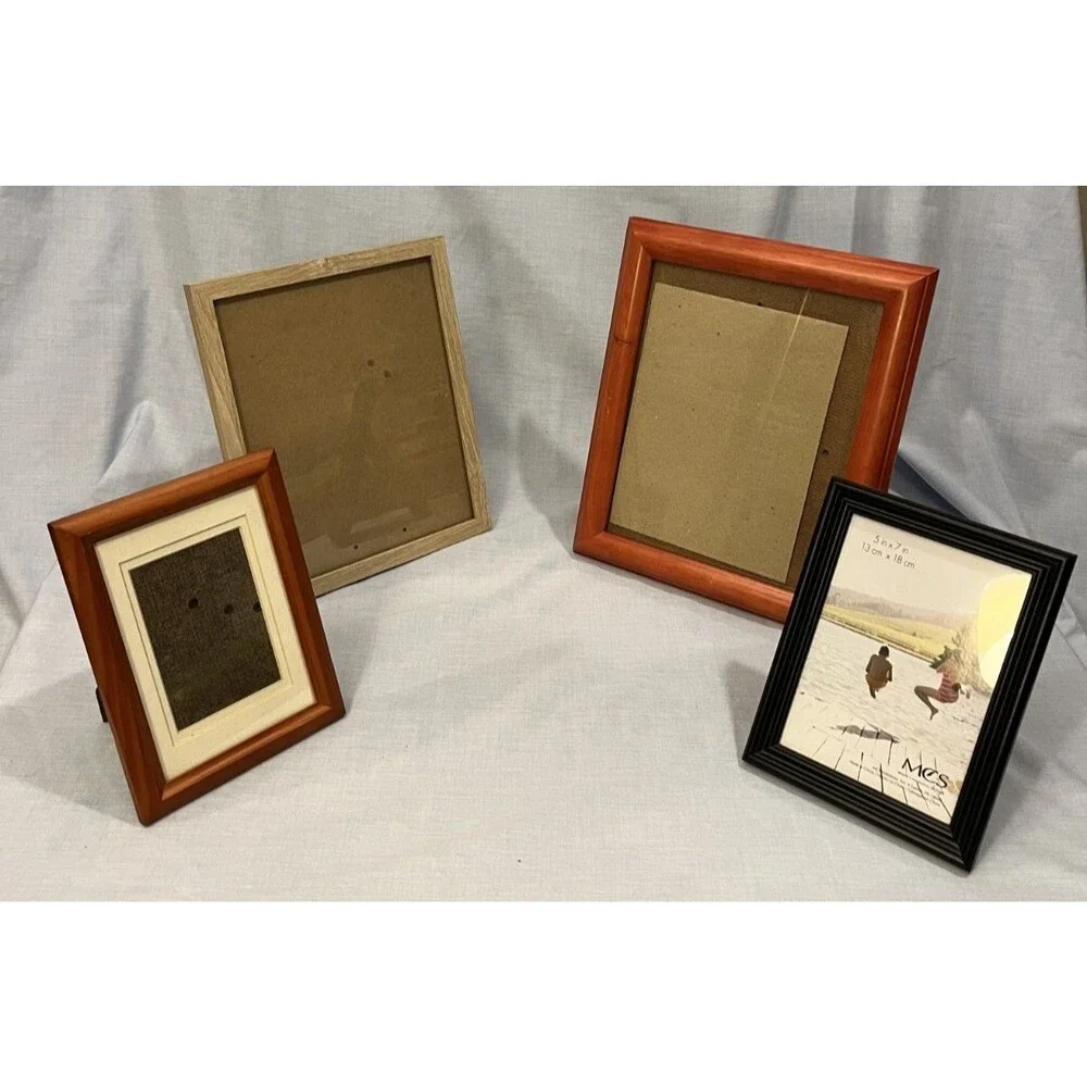 Lot of 4 Picture 8x10 in (2) and 5x7 in(2) - Used Wall mount or free standing